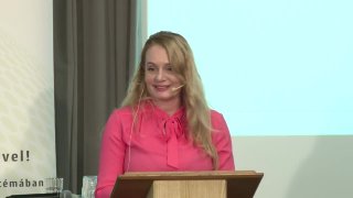 dr. Szedlár Anna előadása