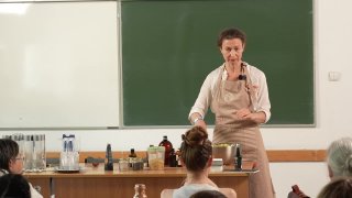 Bárdos Eszter